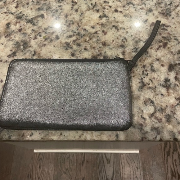 Lululemon Metallic Wristlet Wallet Clutch - Picture 2 of 16